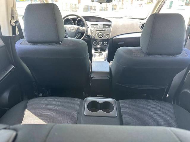 2013 Mazda Mazda3 i Touring