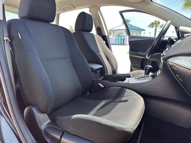 2013 Mazda Mazda3 i Touring