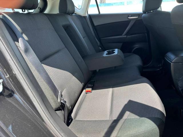 2013 Mazda Mazda3 i Touring