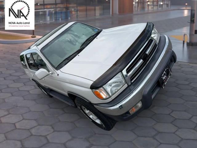 2000 Toyota 4Runner SR5