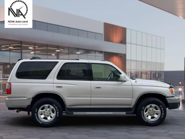 2000 Toyota 4Runner SR5