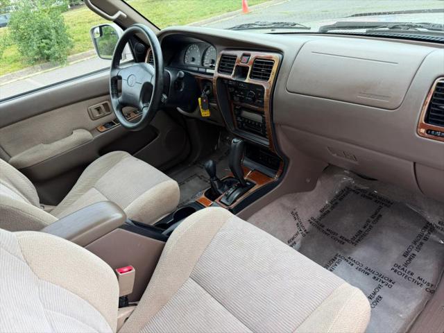 2000 Toyota 4Runner SR5