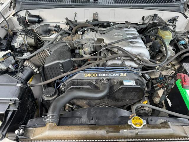 2000 Toyota 4Runner SR5