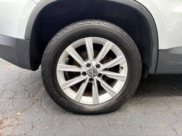 2015 Volkswagen Tiguan SE