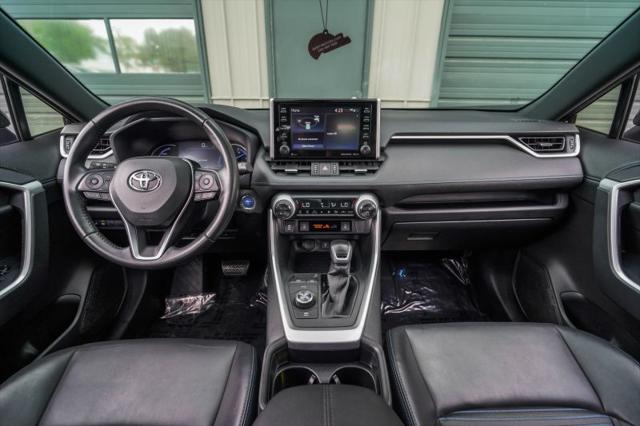 2020 Toyota RAV4 Hybrid XSE