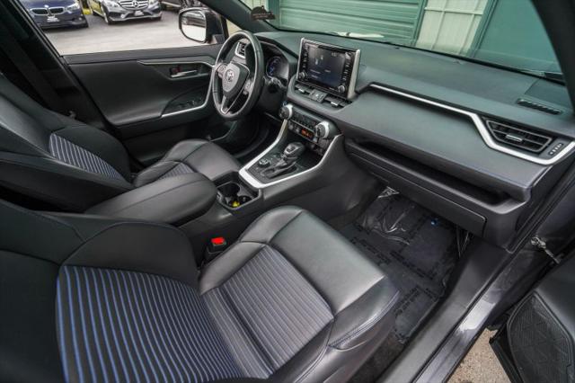 2020 Toyota RAV4 Hybrid XSE