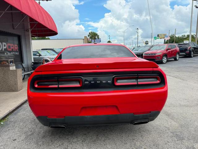 2018 Dodge Challenger SXT
