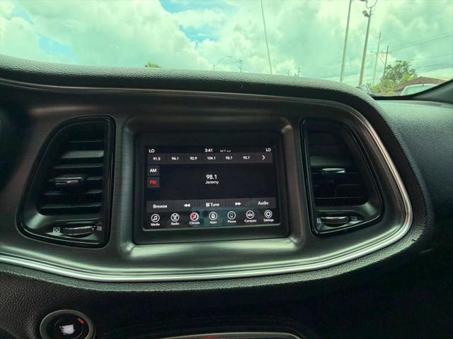 2018 Dodge Challenger SXT