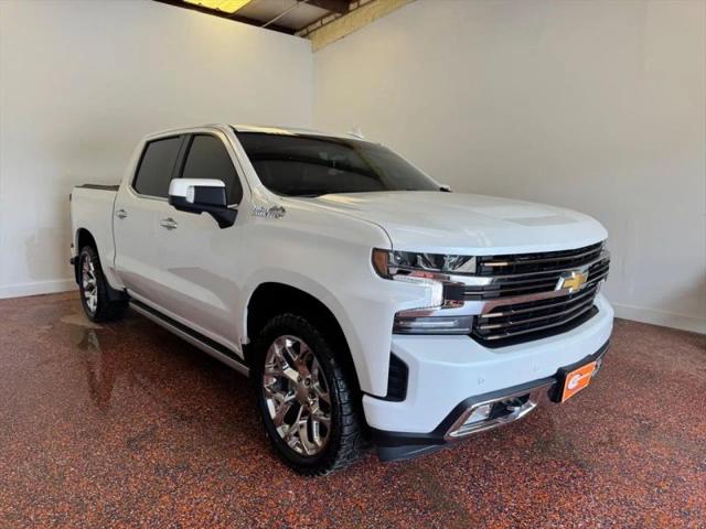 2022 Chevrolet Silverado 1500 4WD Crew Cab Short Bed High Country