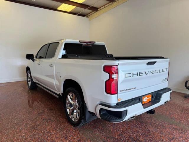 2022 Chevrolet Silverado 1500 4WD Crew Cab Short Bed High Country