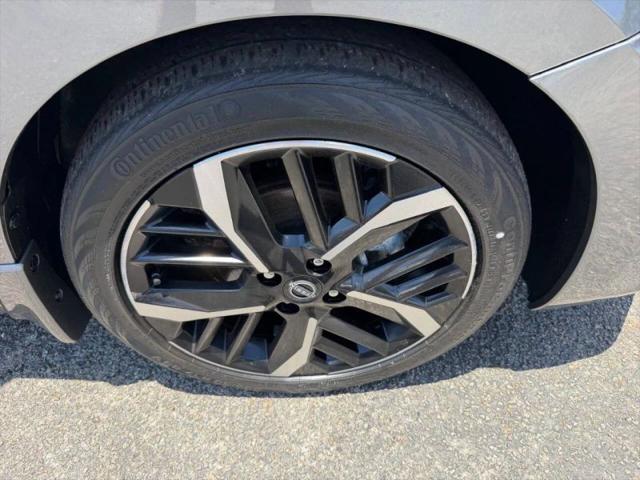 2024 Nissan Versa 1.6 SR