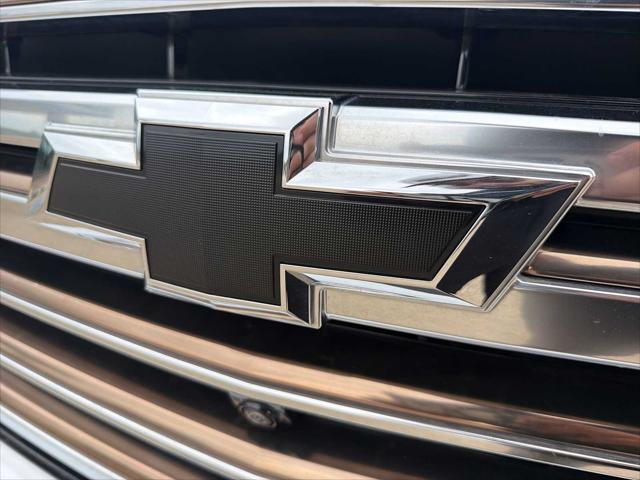 2023 Chevrolet Suburban 4WD High Country