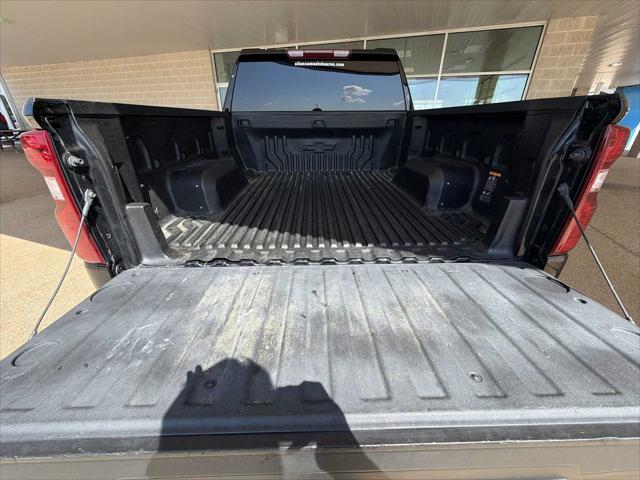 2026 GMC Sierra 1500 Crew Cab, Short Bed, SLT, 4WD