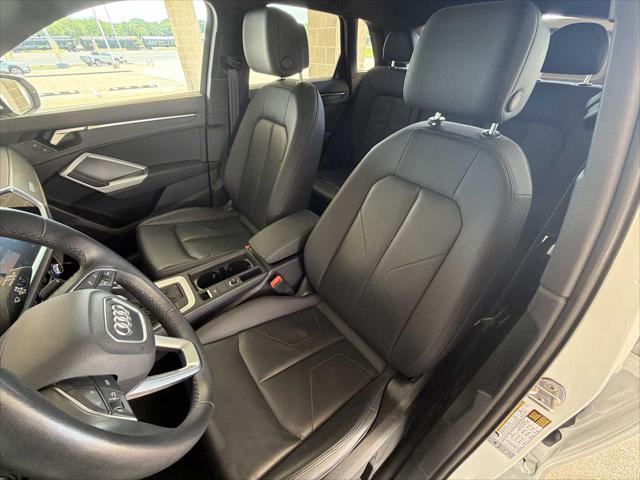2025 Audi Q3 Premium 45 TFSI S line quattro Tiptronic