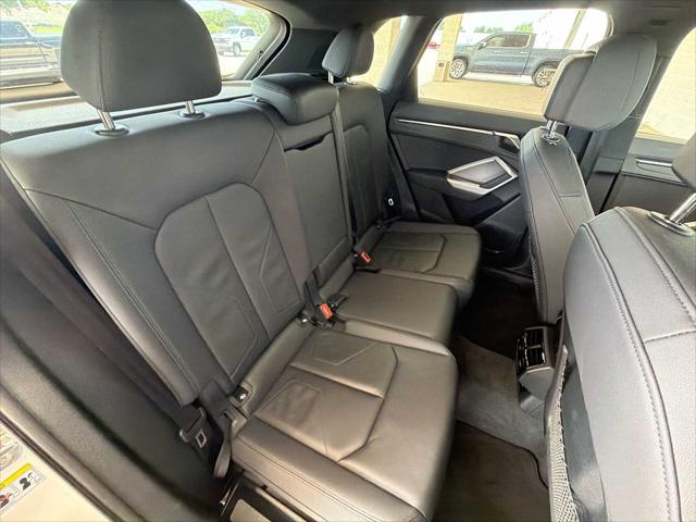 2025 Audi Q3 Premium 45 TFSI S line quattro Tiptronic