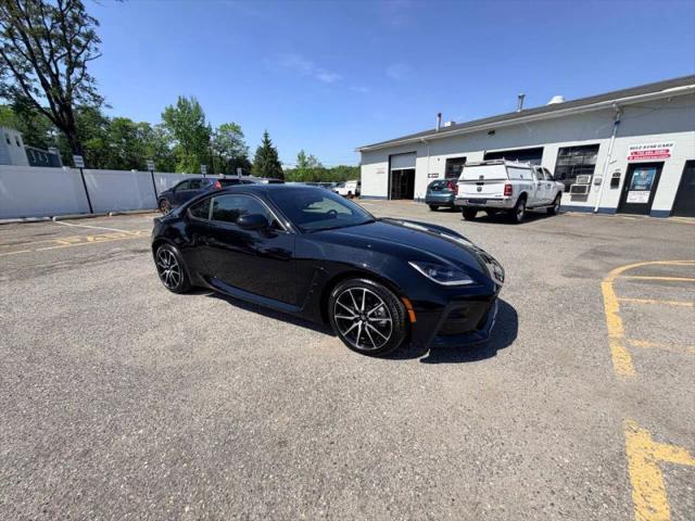 2025 Toyota GR86 Base