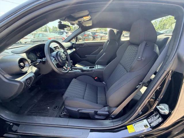 2025 Toyota GR86 Base