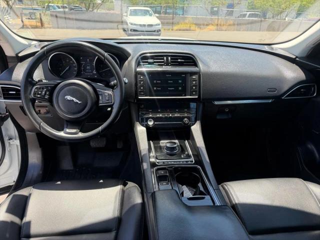 2018 Jaguar F-PACE 30t Premium