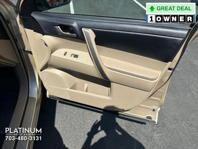 2011 Toyota Highlander SE V6
