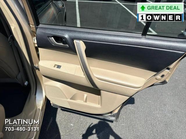 2011 Toyota Highlander SE V6