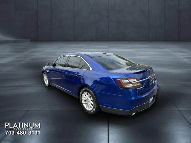 2013 Ford Taurus SE