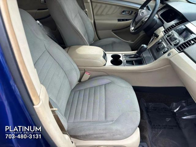 2013 Ford Taurus SE