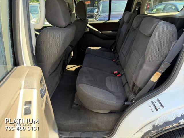 2006 Nissan Pathfinder SE