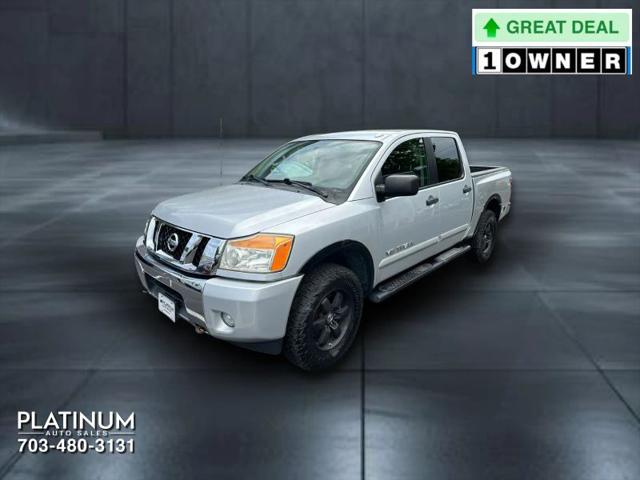 2015 Nissan Titan SV