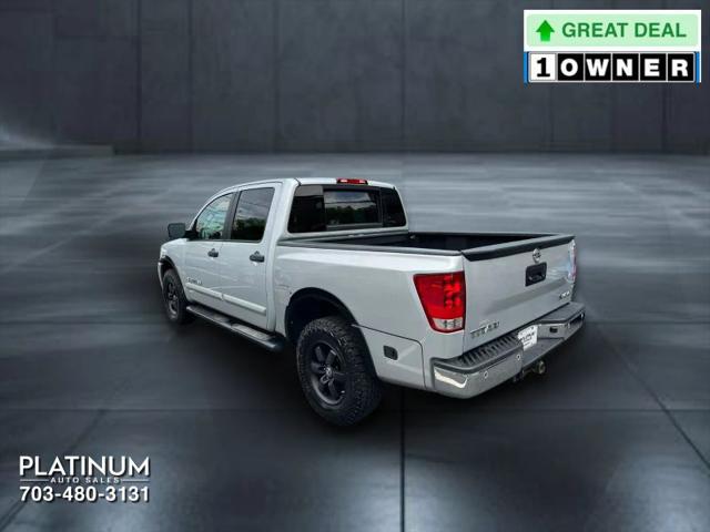 2015 Nissan Titan SV