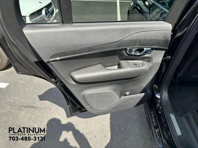 2020 Volvo XC90 T6 Momentum 7 Passenger