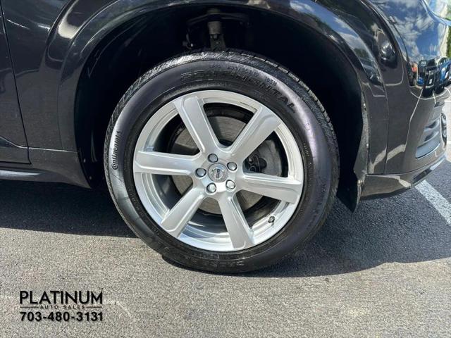 2020 Volvo XC90 T6 Momentum 7 Passenger