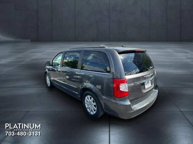 2015 Chrysler Town & Country Touring