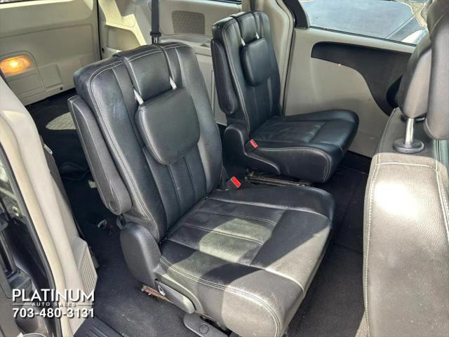 2015 Chrysler Town & Country Touring