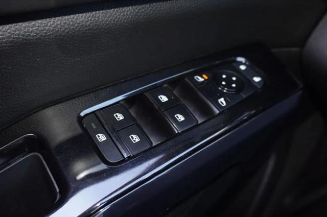 2022 Nissan Pathfinder SV 2WD