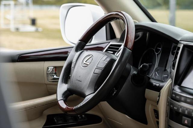 2013 Lexus LX 570 570