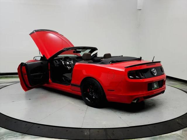 2014 Ford Mustang V6