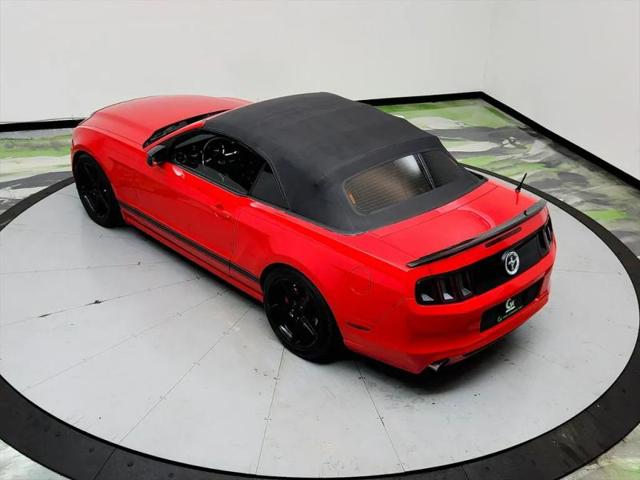 2014 Ford Mustang V6