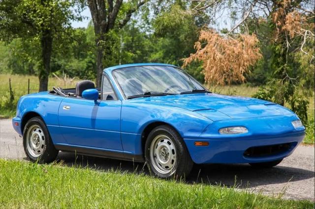 1990 Mazda MX-5 Base 2dr Convertible for sale in Bon Aqua, TN