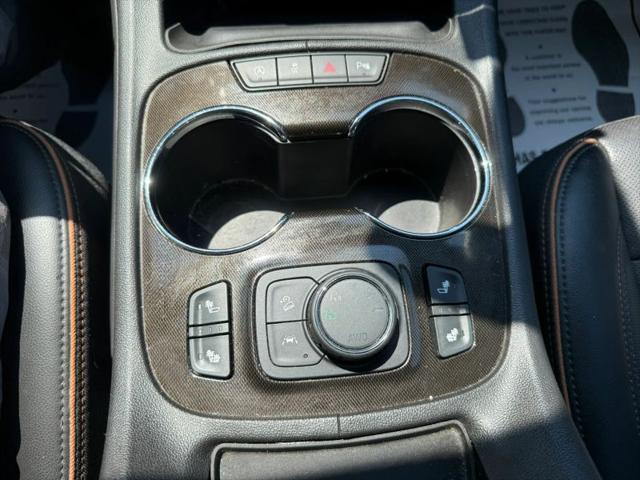 2021 GMC Acadia AWD AT4