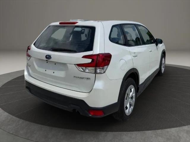 2023 Subaru Forester Base