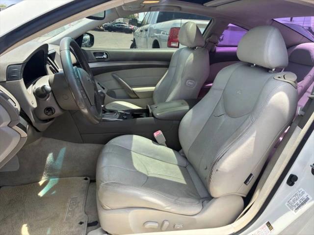 2012 INFINITI G37 Journey