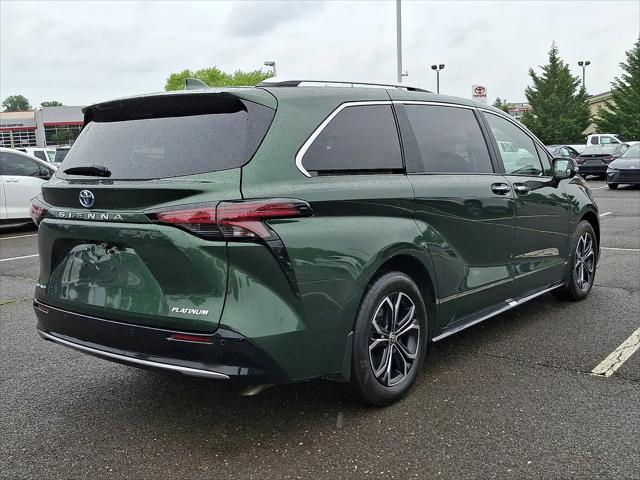2025 Toyota Sienna Platinum