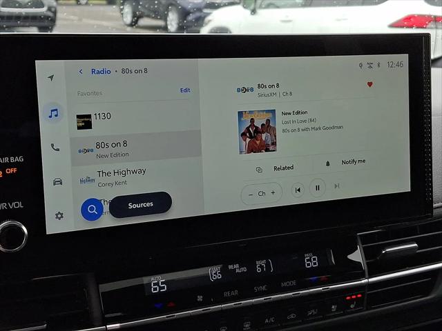 2025 Toyota Sienna Platinum