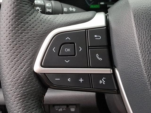 2025 Toyota Sienna Platinum