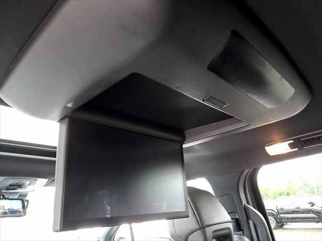 2025 Toyota Sienna Platinum