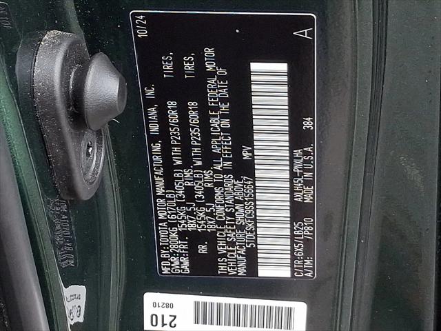 2025 Toyota Sienna Platinum