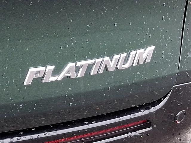 2025 Toyota Sienna Platinum