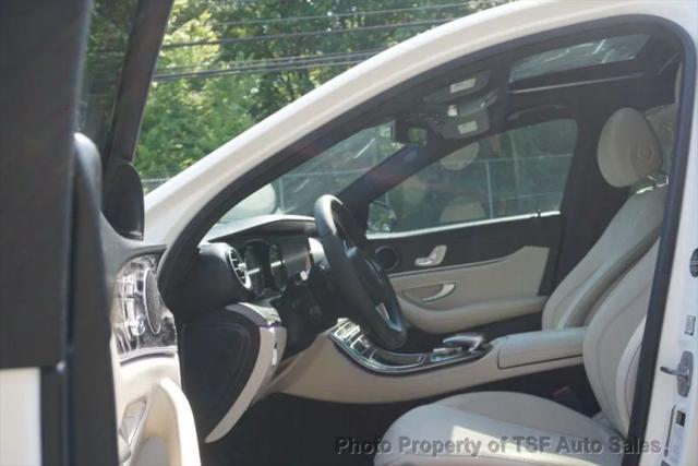 2017 Mercedes-Benz E-CLASS E 300 E 300