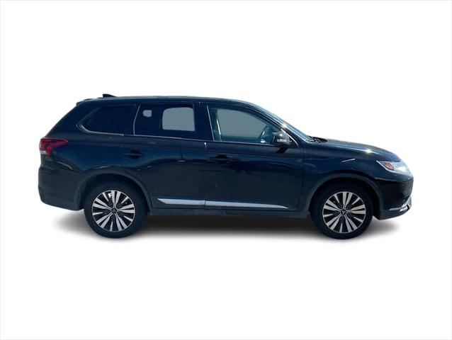 2019 Mitsubishi Outlander SE