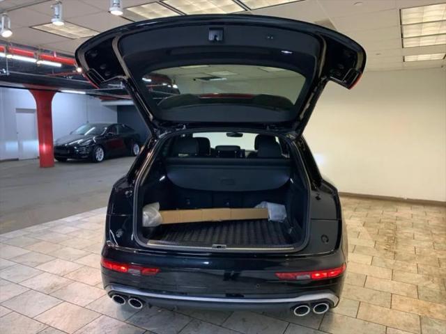 2022 Audi SQ5 Premium Plus TFSI quattro Tiptronic